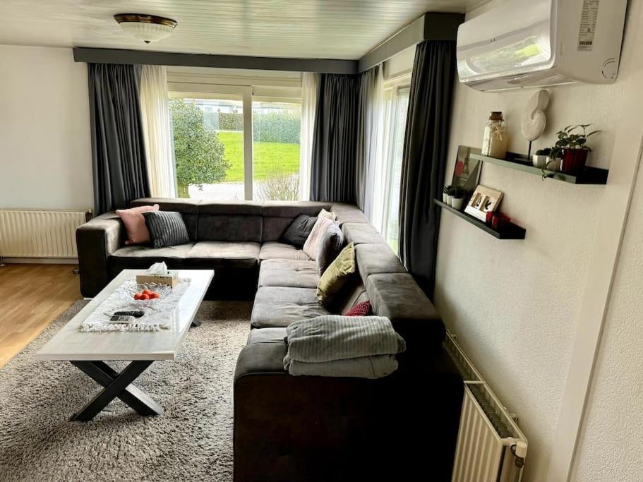 Luxe Chalet In Prachtig Natuurgebied Lith المظهر الخارجي الصورة